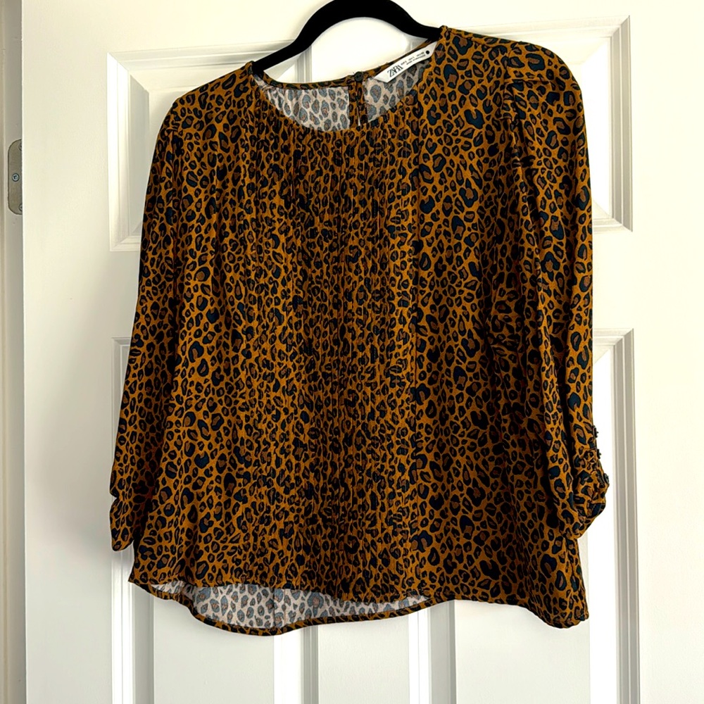 Zara Leopard Print 🐆 blouse